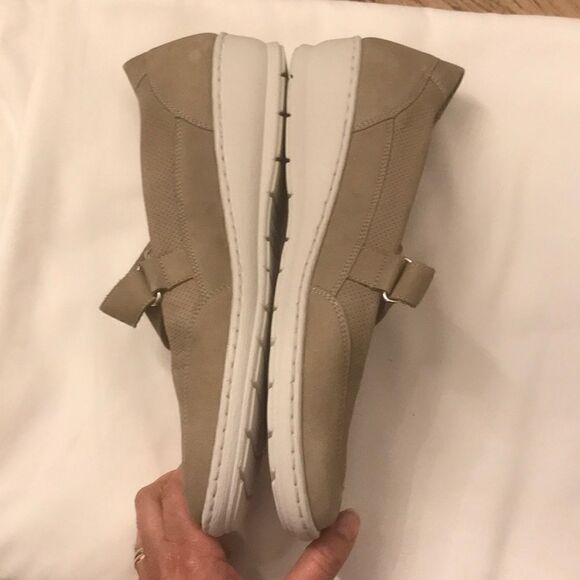 WALDLAUFER BEIGE WALKING SHOES.  NEW - Picture 4 of 7